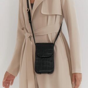 Cuyana Black Croc-Embossed Crossbody Phone Bag